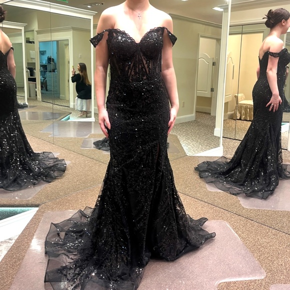 Sherri Hill style 56101 size 10 new with tag - Picture 1 of 3